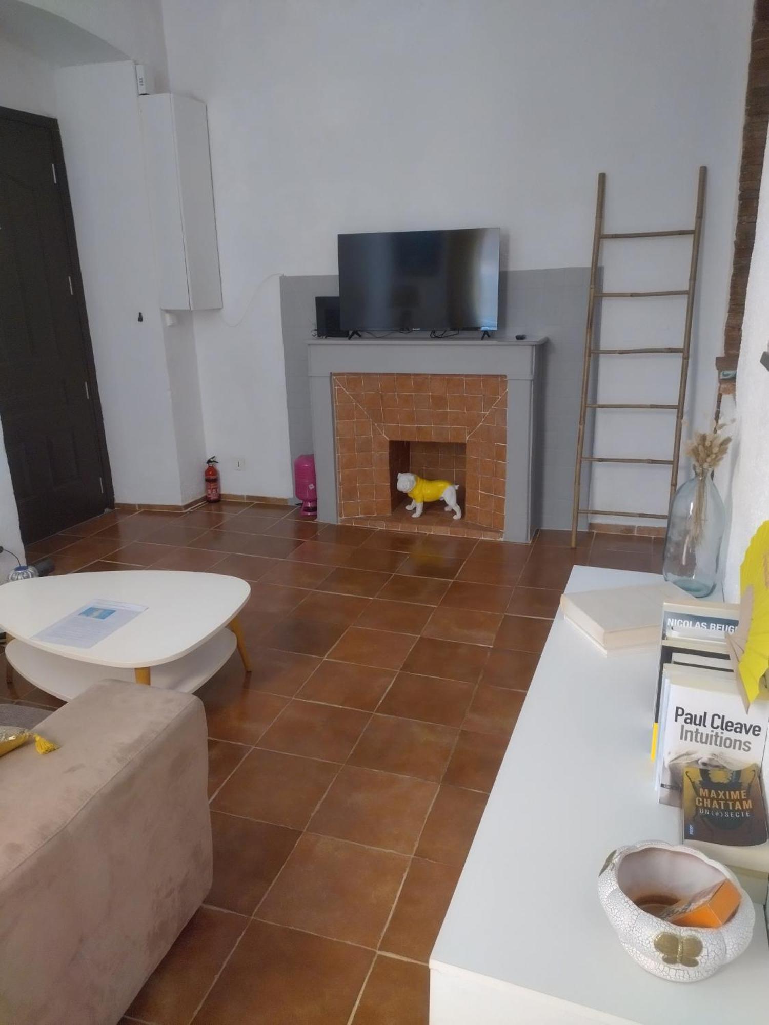 Appartement Meuble En Plein Centre De Bastia บาสเตีย ภายนอก รูปภาพ